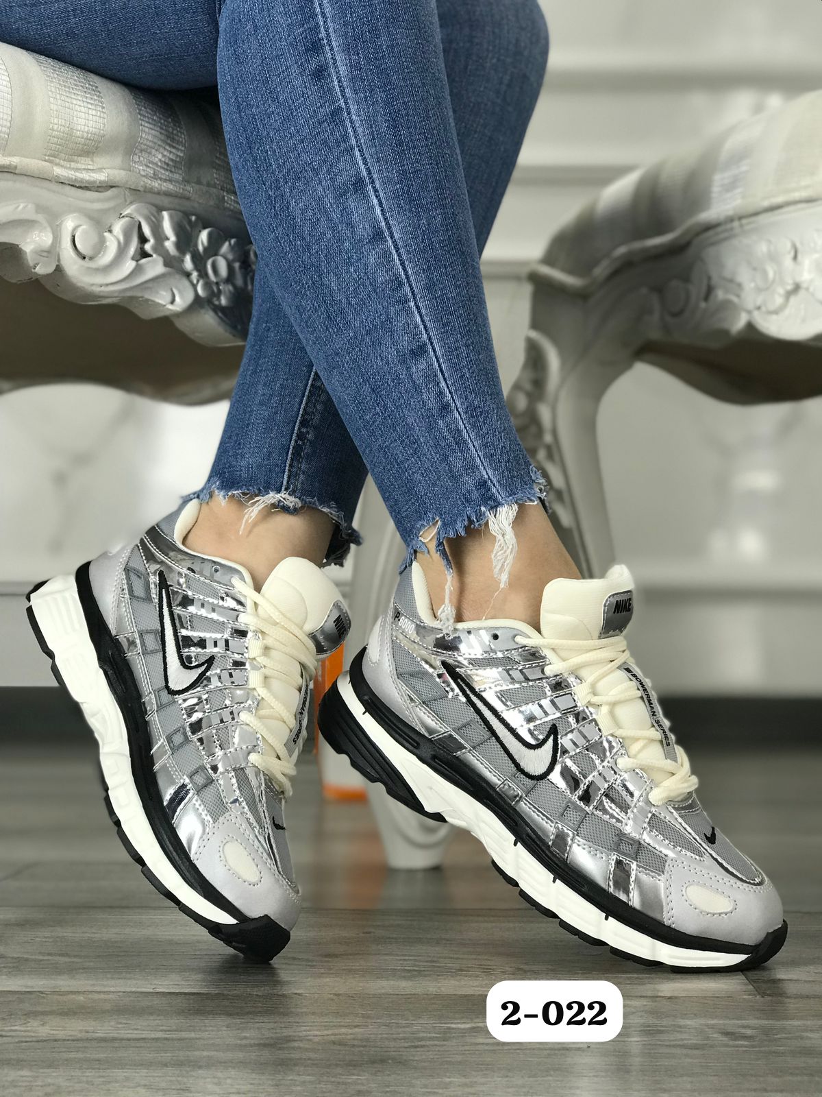 TENIS METALLIC VIBES "New"